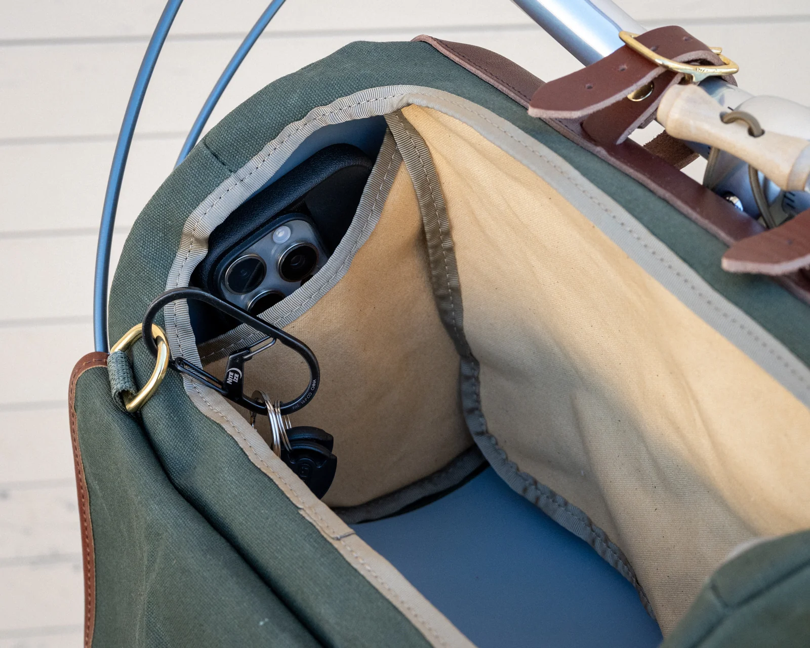 Sackville Rollo handlebar bag - Image 15